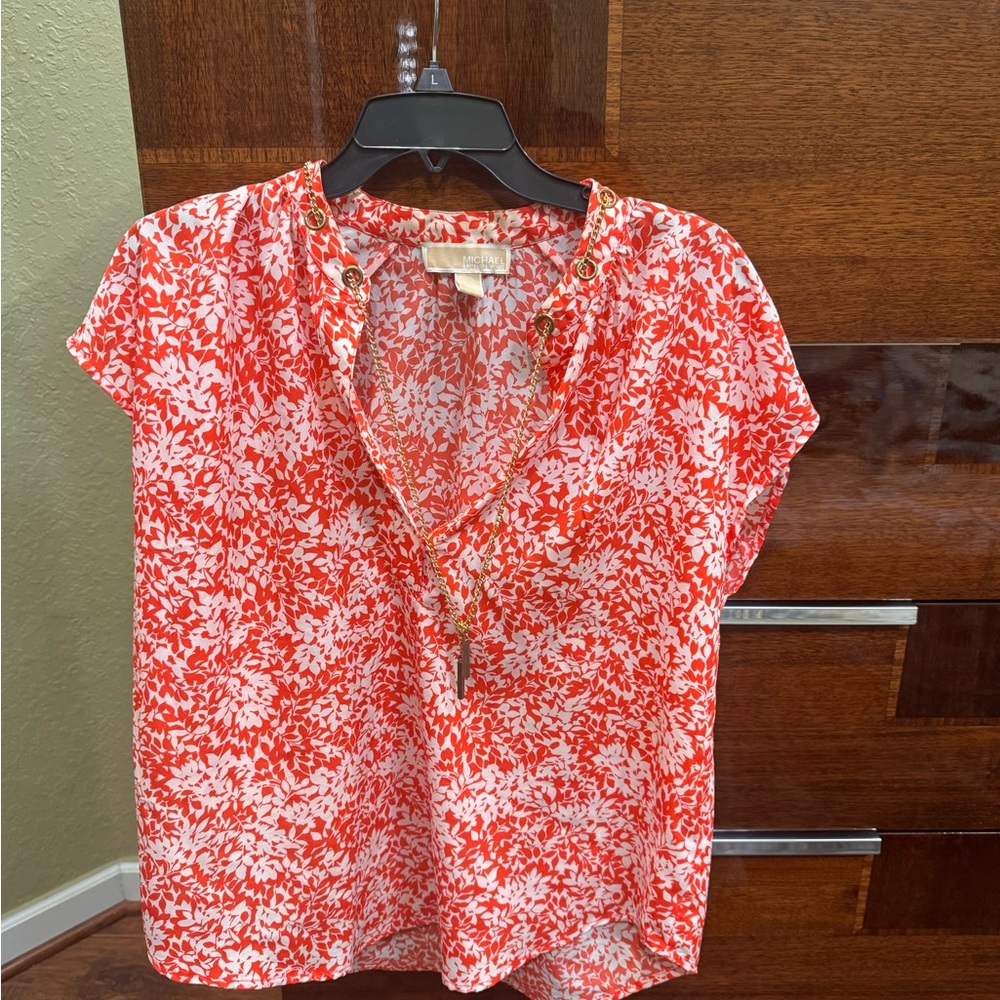Michael Kors Coral and White Floral Short Sleeve Blouse
